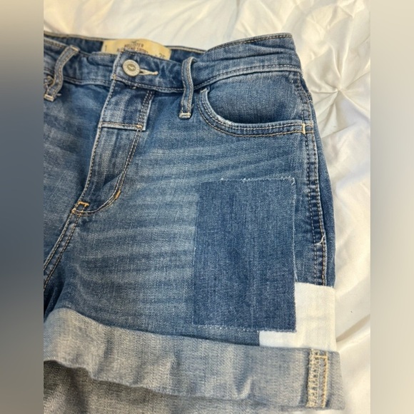 Hollister Pants - Hollister High Rise PatchWork Rolled Up Hem Jean Shorts Size 25 Or 1 teen​​